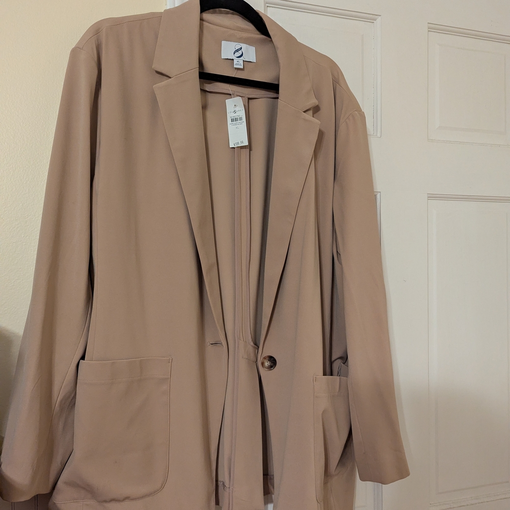 NWT Lou & Grey Beige Blazer
